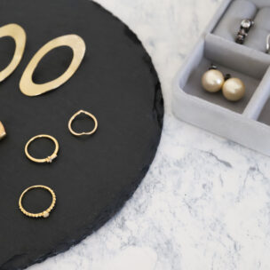 アクセサリーに使われる金属の種類・特徴